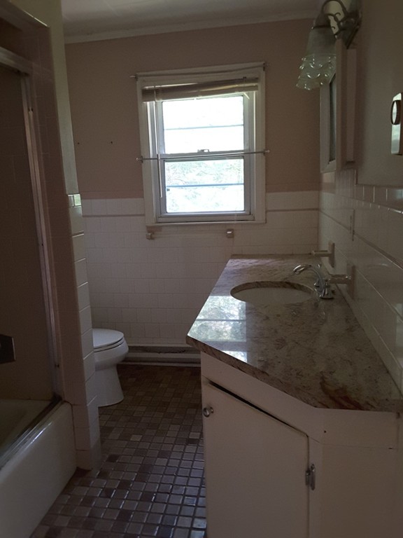 299 Worcester Road Barre, MA 01005 - Photo 11 of 16