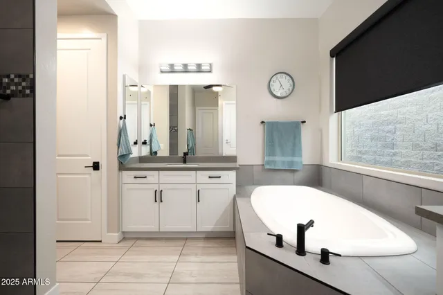 $1,100,000 | 8528 West Fallen Leaf Lane, Peoria, AZ 85383