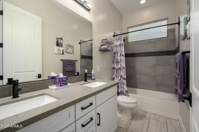 $1,100,000 | 8528 West Fallen Leaf Lane, Peoria, AZ 85383