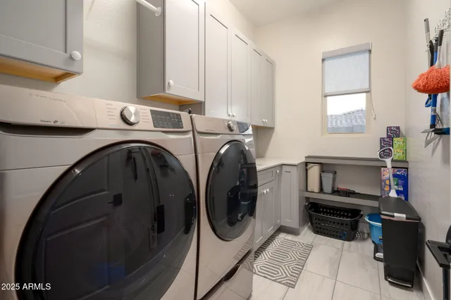 $1,100,000 | 8528 West Fallen Leaf Lane, Peoria, AZ 85383