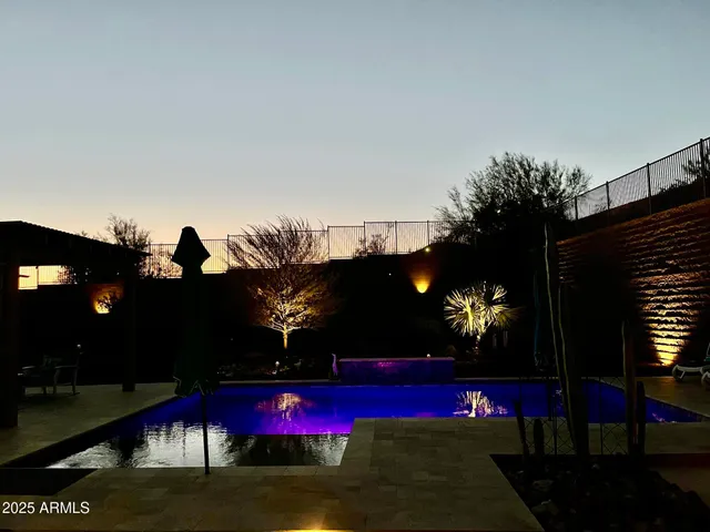 $1,100,000 | 8528 West Fallen Leaf Lane, Peoria, AZ 85383