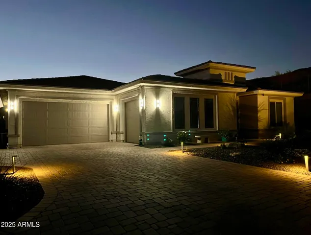 $1,100,000 | 8528 West Fallen Leaf Lane, Peoria, AZ 85383