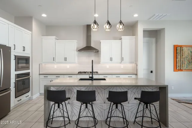 $1,100,000 | 8528 West Fallen Leaf Lane, Peoria, AZ 85383