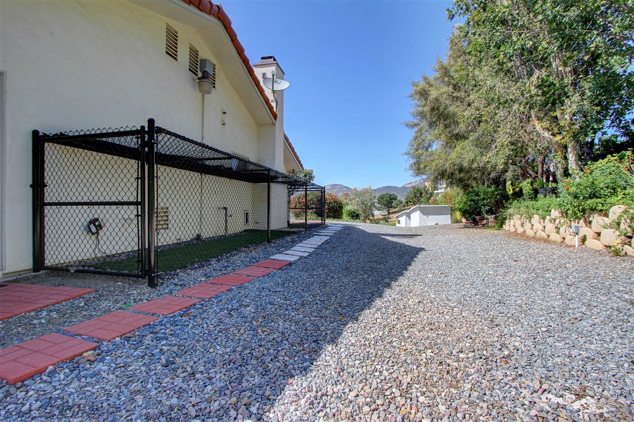 10610 Quail Canyon Road El Cajon, CA 92021 - Photo 21 of 25 Gallery Image 21