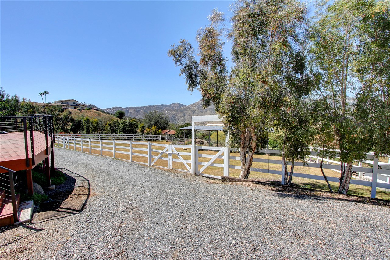 10610 Quail Canyon Road El Cajon, CA 92021 - Photo 24 of 25 Gallery Image 24