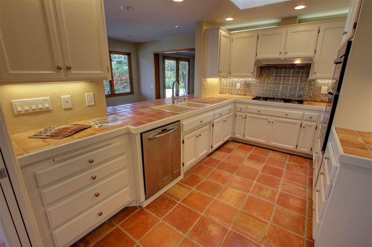 10610 Quail Canyon Road El Cajon, CA 92021 - Photo 7 of 25 Gallery Image 7