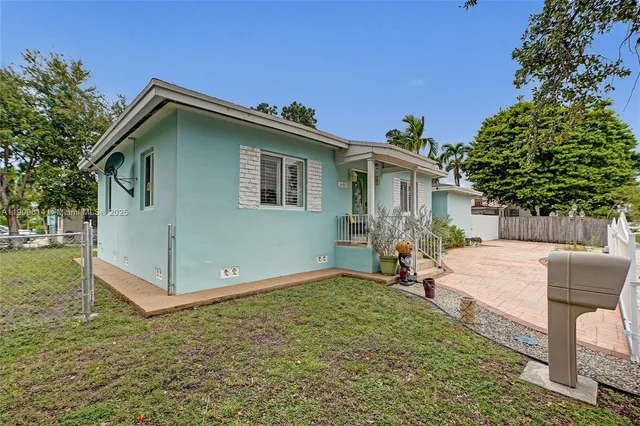 $699,000 | 440 Northwest 38th Court, Miami, FL 33126