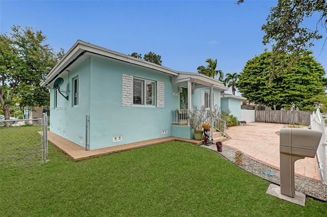 $699,000 | 440 Northwest 38th Court, Miami, FL 33126