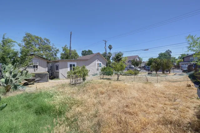 $324,000 | 5070 Martin Luther King Jr Boulevard, Sacramento, CA 95820