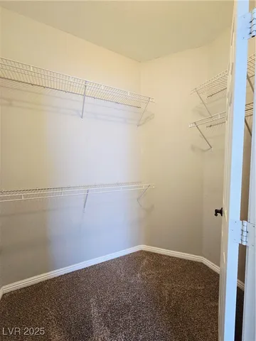 $2,273 | 271 Echo Dell Court, Henderson, NV 89052