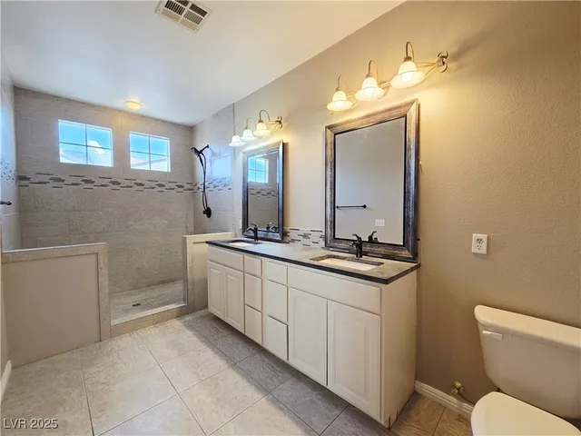 $2,273 | 271 Echo Dell Court, Henderson, NV 89052