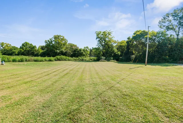 a view of a outdoor space