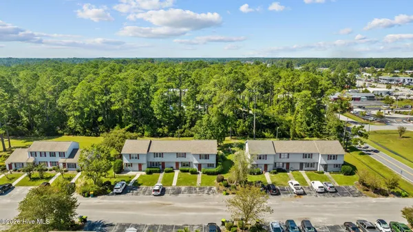 $1,475 | L48 Port W Court, Unit 4D, Swansboro, NC 28584