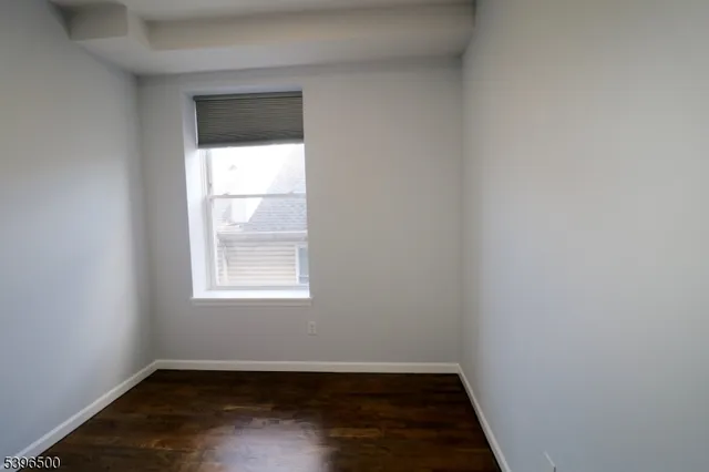$2,050 | 14 Gouverneur Street, Unit 7, Newark, NJ 07104