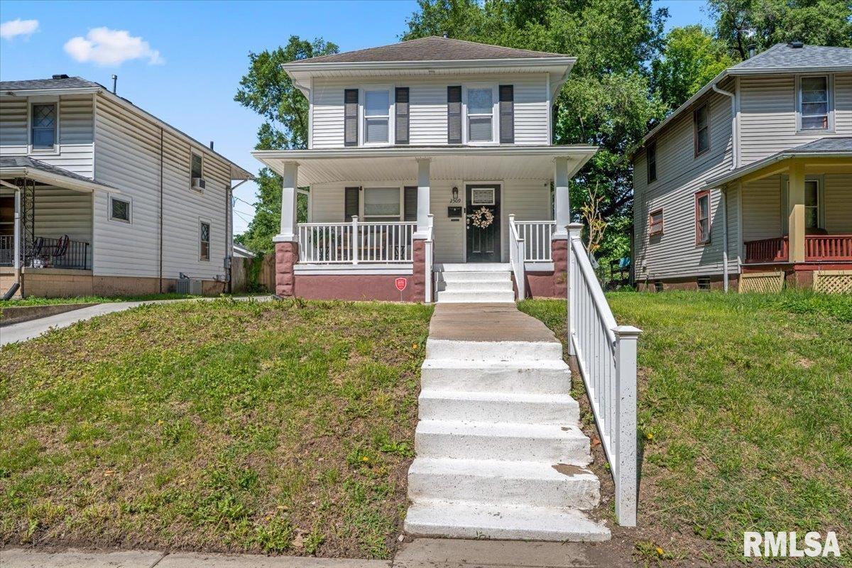 2509 South 10th Street Springfield, IL 62703 - Photo 2 of 20