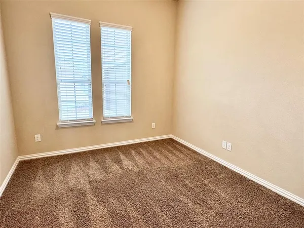 $3,595 | 409 Rossville Drive, Midlothian, TX 76065