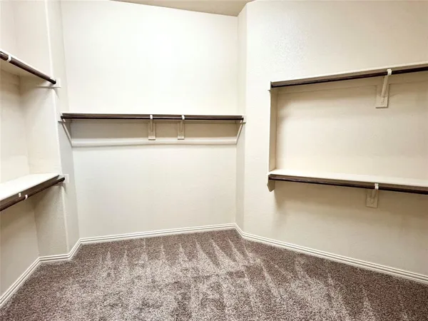 $3,595 | 409 Rossville Drive, Midlothian, TX 76065