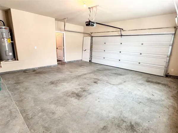 $3,595 | 409 Rossville Drive, Midlothian, TX 76065