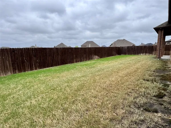 $3,595 | 409 Rossville Drive, Midlothian, TX 76065