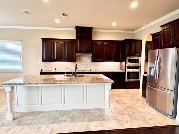 $3,595 | 409 Rossville Drive, Midlothian, TX 76065