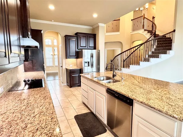 $3,595 | 409 Rossville Drive, Midlothian, TX 76065