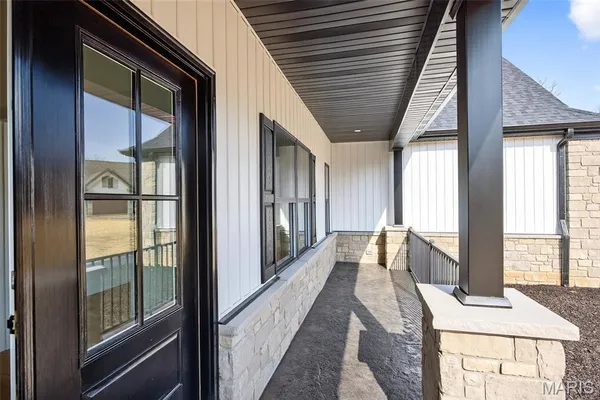 $799,000 | 55 Lk Bnd Drive, Winfield, MO 63389