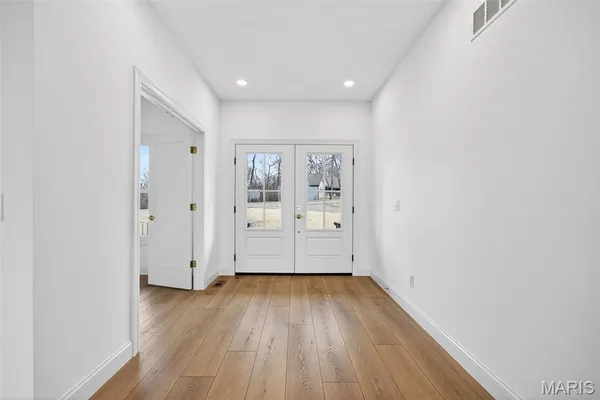 $799,000 | 55 Lk Bnd Drive, Winfield, MO 63389