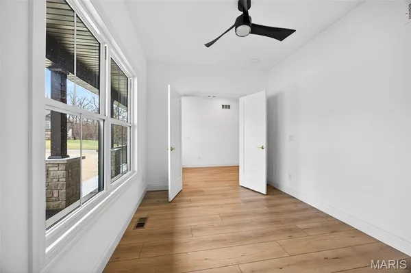 $799,000 | 55 Lk Bnd Drive, Winfield, MO 63389