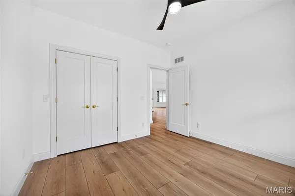 $799,000 | 55 Lk Bnd Drive, Winfield, MO 63389