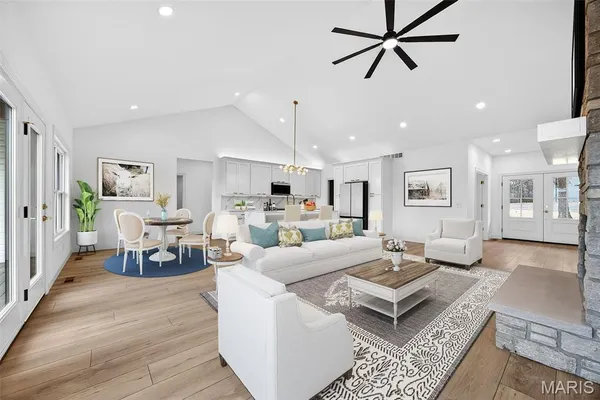 $799,000 | 55 Lk Bnd Drive, Winfield, MO 63389