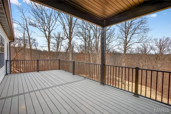 $799,000 | 55 Lk Bnd Drive, Winfield, MO 63389