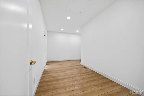 $799,000 | 55 Lk Bnd Drive, Winfield, MO 63389