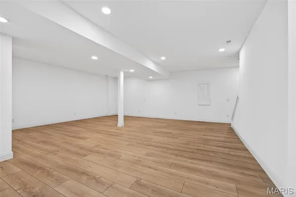 $799,000 | 55 Lk Bnd Drive, Winfield, MO 63389