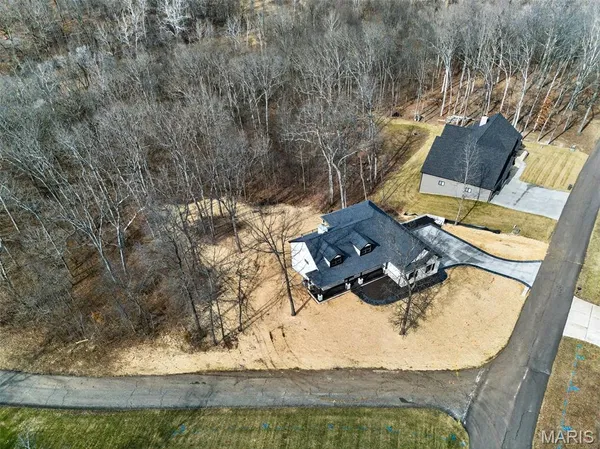 $799,000 | 55 Lk Bnd Drive, Winfield, MO 63389