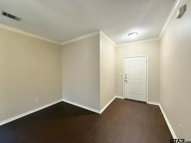 $1,595 | 19412 King Ranch Drive, Flint, TX 75762