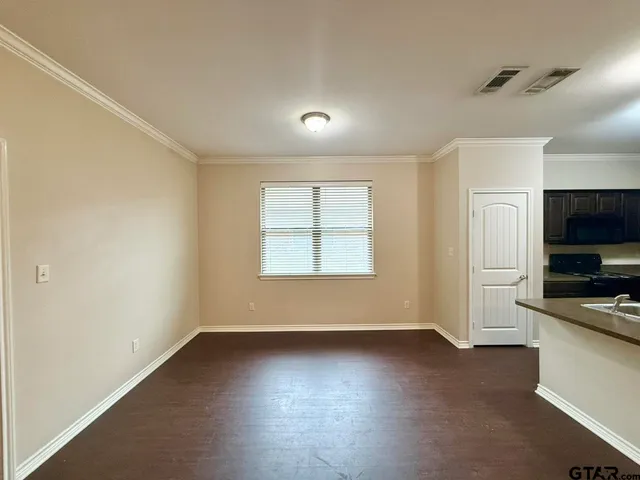 $1,595 | 19412 King Ranch Drive, Flint, TX 75762