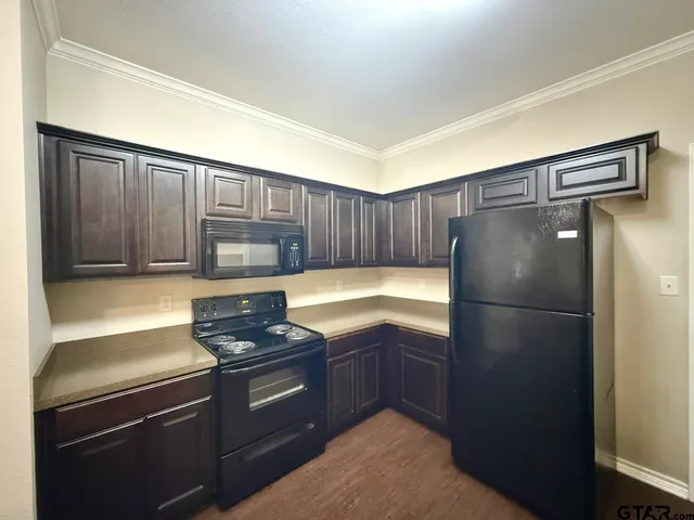 $1,595 | 19412 King Ranch Drive, Flint, TX 75762