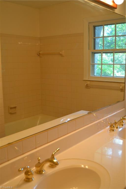 4231 Witherow Road Winston-Salem, NC 27106 - Photo 14 of 21 Gallery Image 14