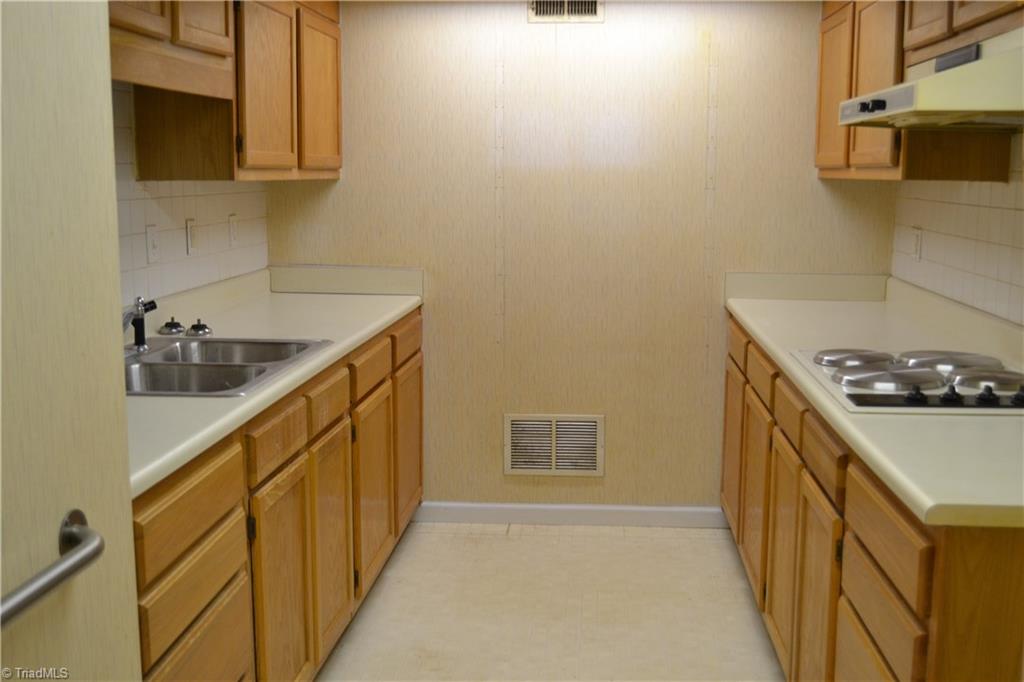 4231 Witherow Road Winston-Salem, NC 27106 - Photo 19 of 21 Gallery Image 19