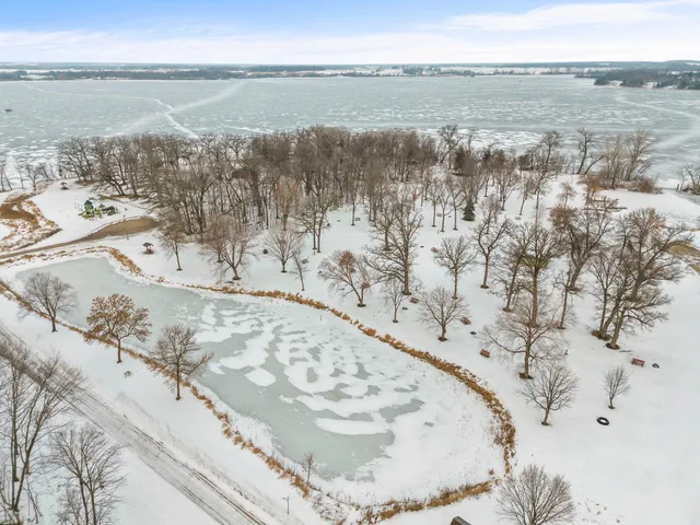 $1,049,900 | 20658 Belle Lake Road, Hutchinson, MN 55350