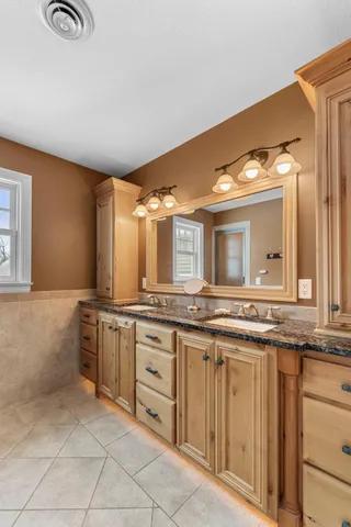 $1,049,900 | 20658 Belle Lake Road, Hutchinson, MN 55350