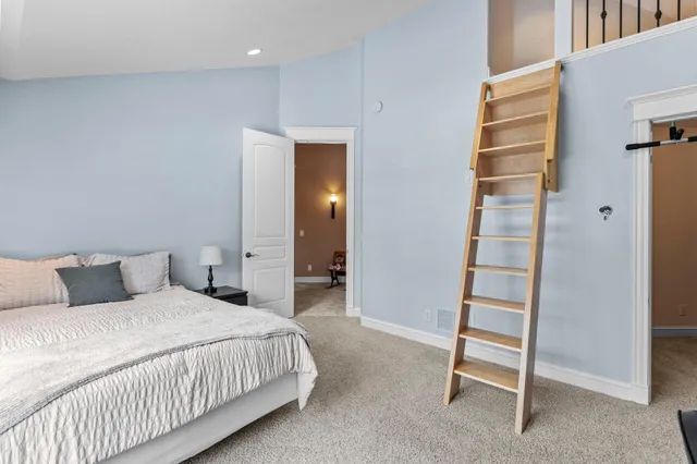 $1,049,900 | 20658 Belle Lake Road, Hutchinson, MN 55350