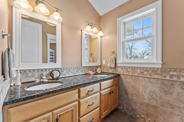 $1,049,900 | 20658 Belle Lake Road, Hutchinson, MN 55350