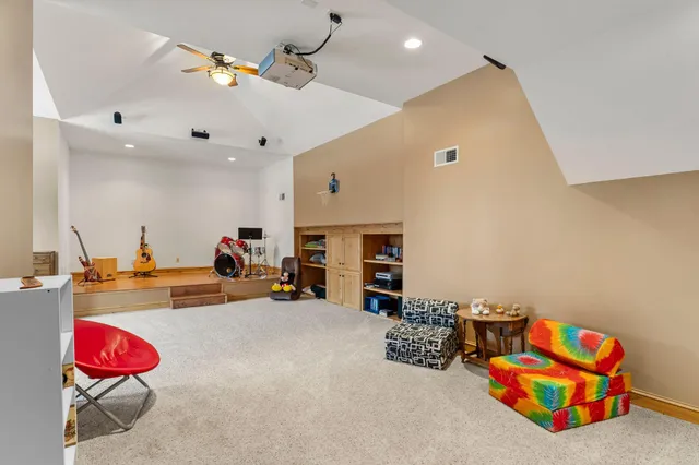 $1,049,900 | 20658 Belle Lake Road, Hutchinson, MN 55350