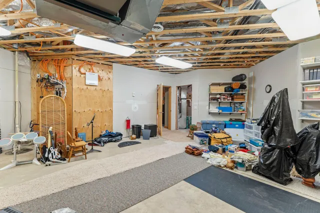 $1,049,900 | 20658 Belle Lake Road, Hutchinson, MN 55350