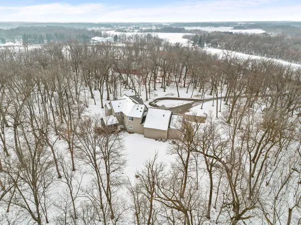 $1,049,900 | 20658 Belle Lake Road, Hutchinson, MN 55350
