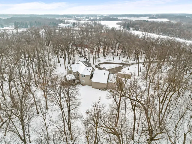 $1,049,900 | 20658 Belle Lake Road, Hutchinson, MN 55350