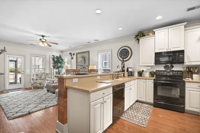 $389,900 | 118 Dreamland Drive, Murrells Inlet, SC 29576