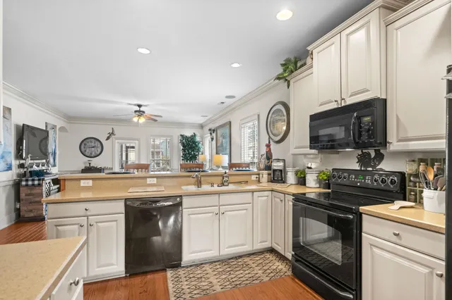 $389,900 | 118 Dreamland Drive, Murrells Inlet, SC 29576