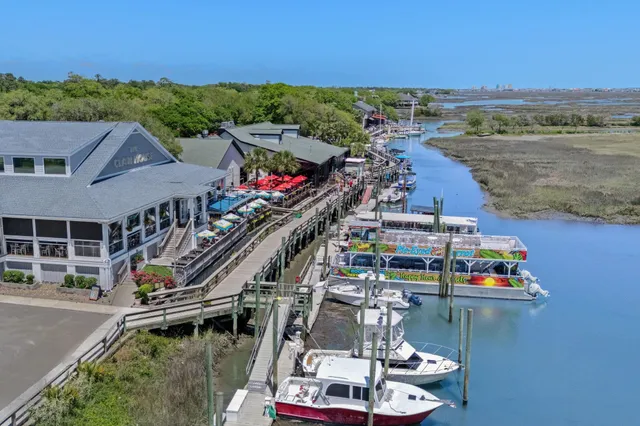 $389,900 | 118 Dreamland Drive, Murrells Inlet, SC 29576